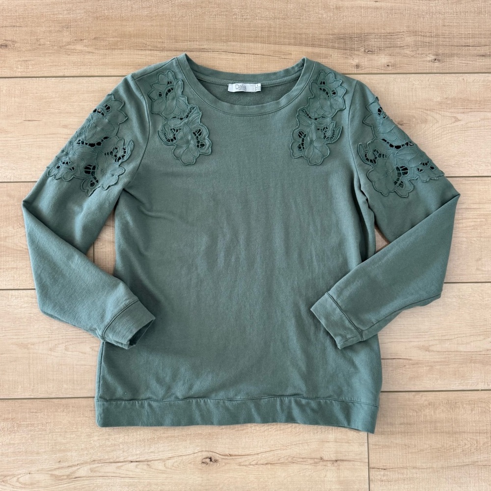 Dalia Green Women's Sweatshirt with Floral Details